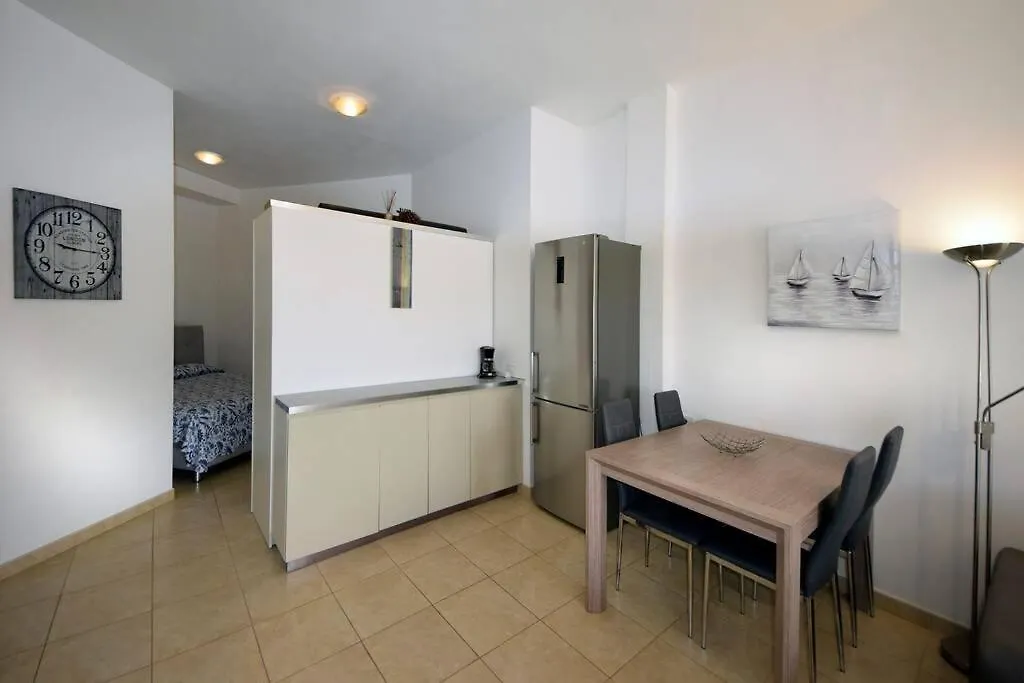 Beach Adeje Apartment Costa Adeje  Spagna