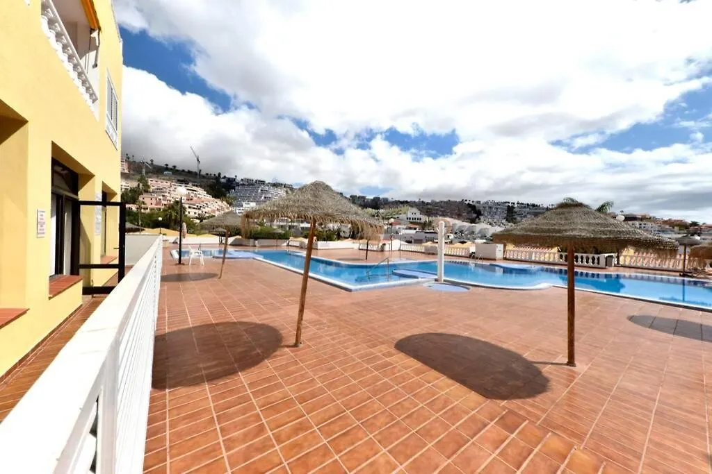 Beach Adeje Apartment أذيخي 0*,